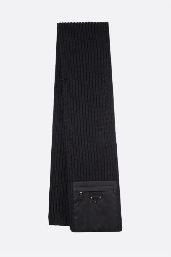 PRADA프라다 남성 스카프 Re-Nylon pocket-detailed wool scarf
