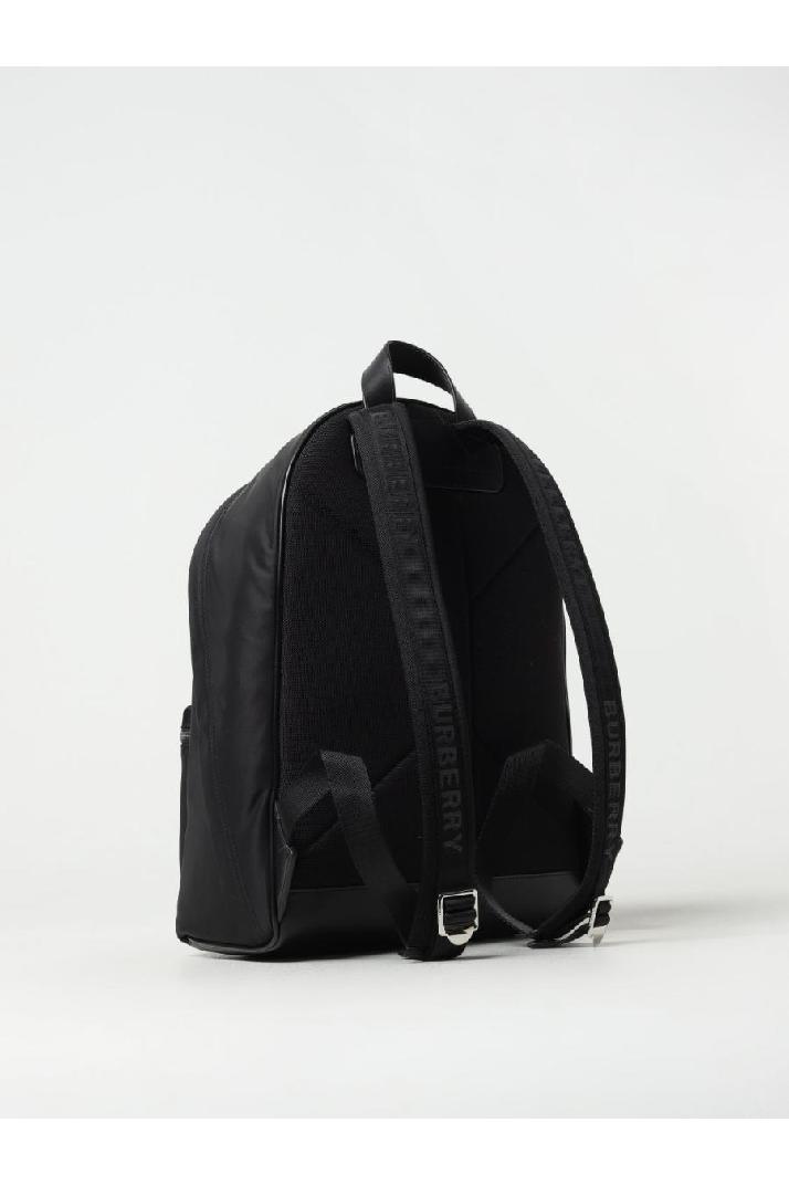 Burberry버버리 남성 백팩 Burberry backpack in econyl® and leather with logo