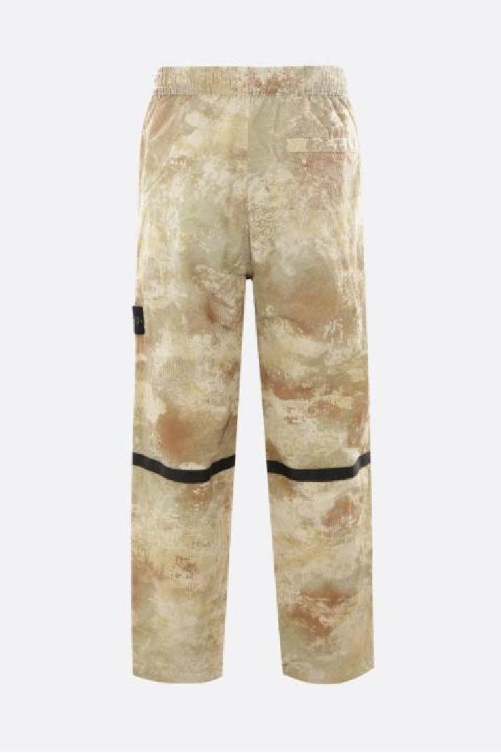 STONE ISLAND스톤아일랜드 남성 바지 Econyl pants with Dissolving Grid Camo print