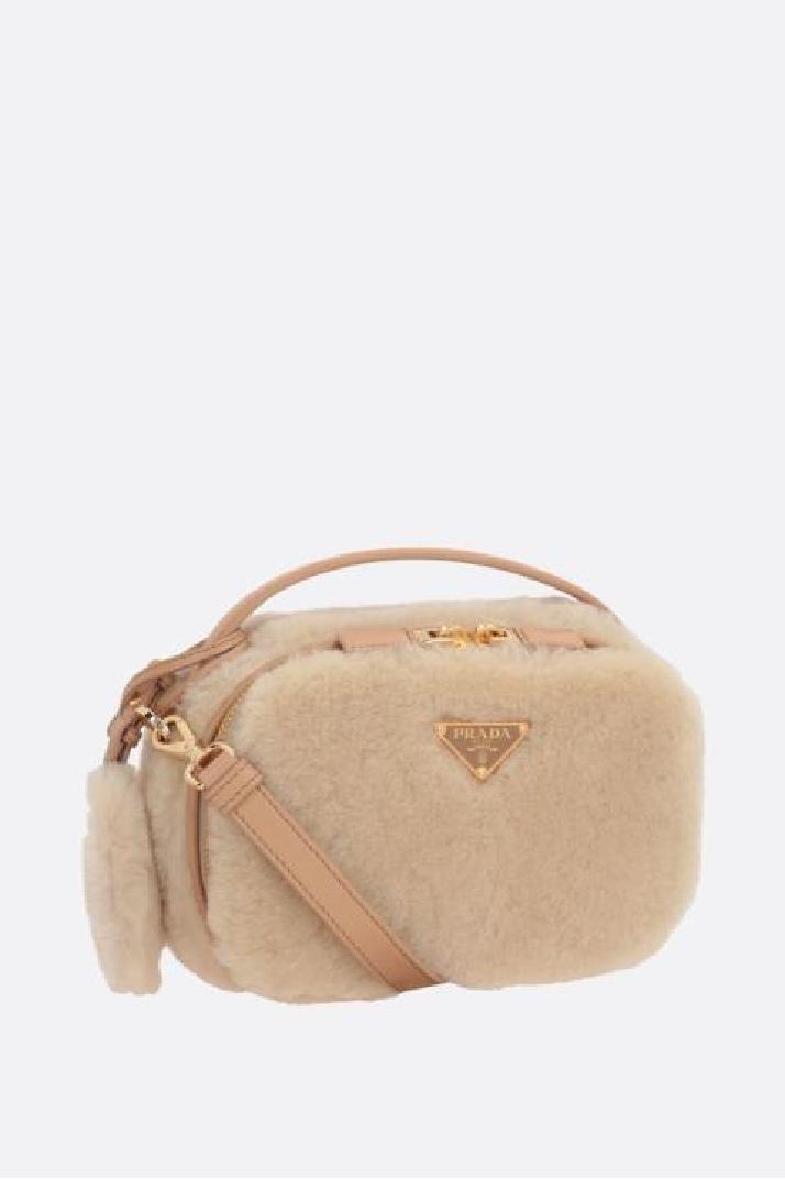 PRADA프라다 여성 숄더백 Prada Odette mini shearling handbag
